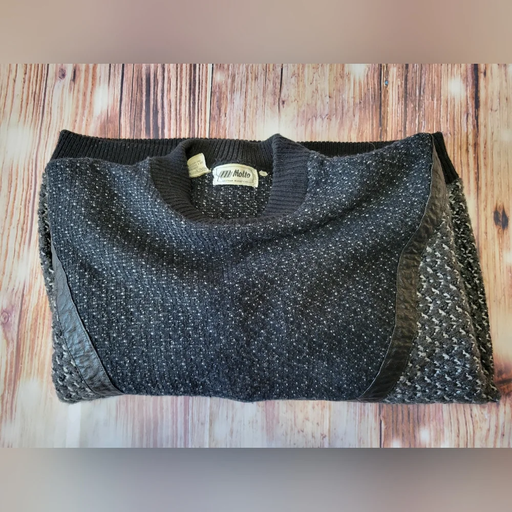 Bugatchi Black and Silver Patterned Crewneck Sweater - Picture 2 of 6